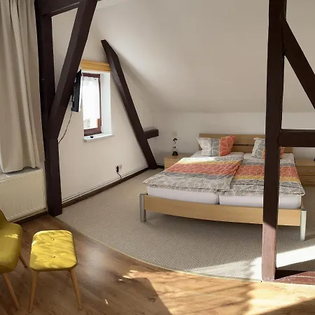 Alte Druckerei 招待所 奎德林堡